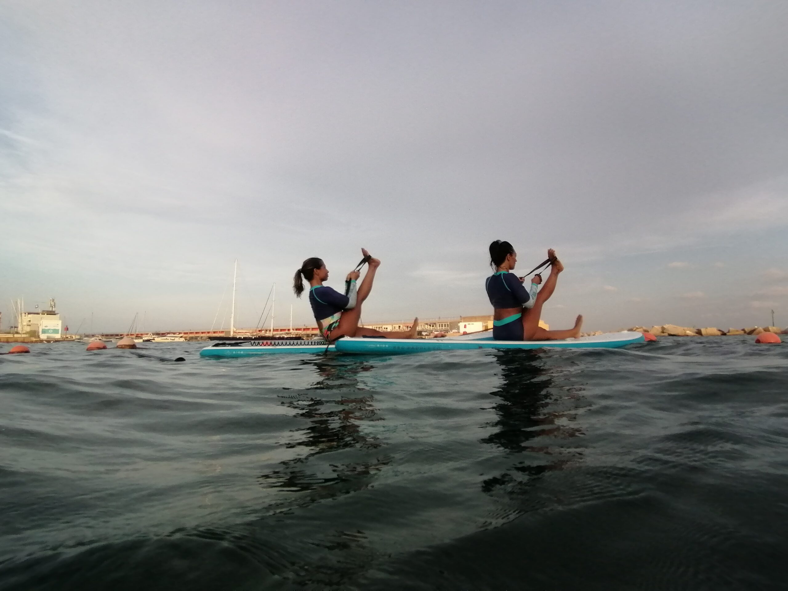 IMG 20200815 201132 scaled SUP Yoga Cat movilidad y apertura de caderas